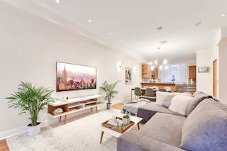 アーヴィング マナー バイ ローブ トリプレックス ウィズ アウトドア スペーシズ