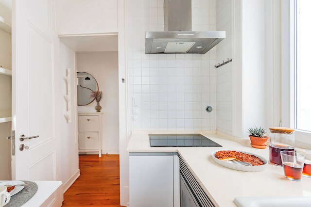 ブライト ロフト アット リスボン ダウンタウン