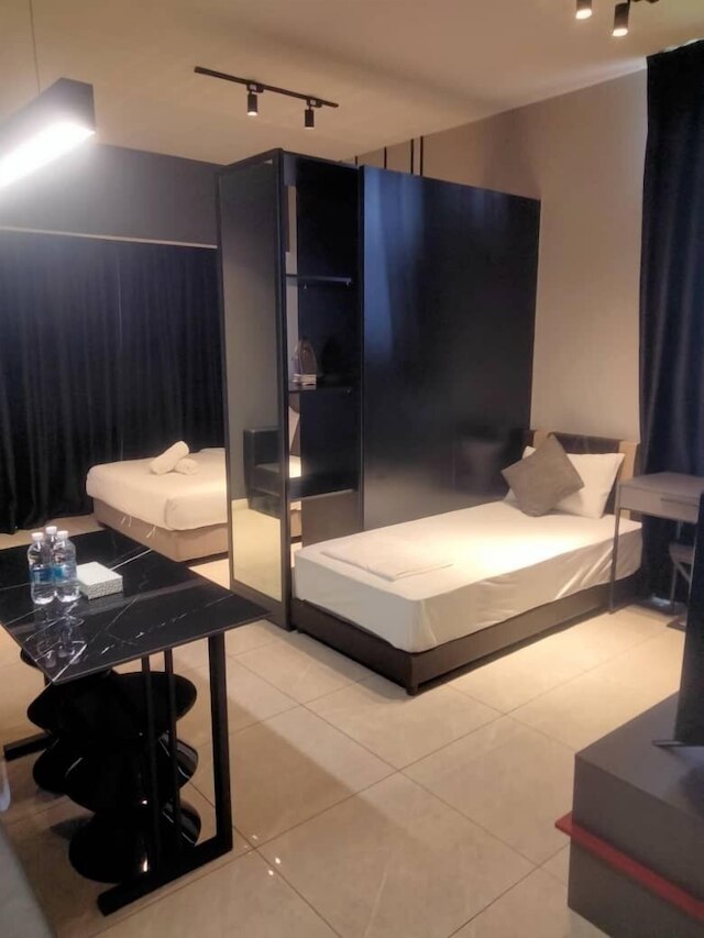 アジャイル レジデンス ブキ ビンタン by TRX