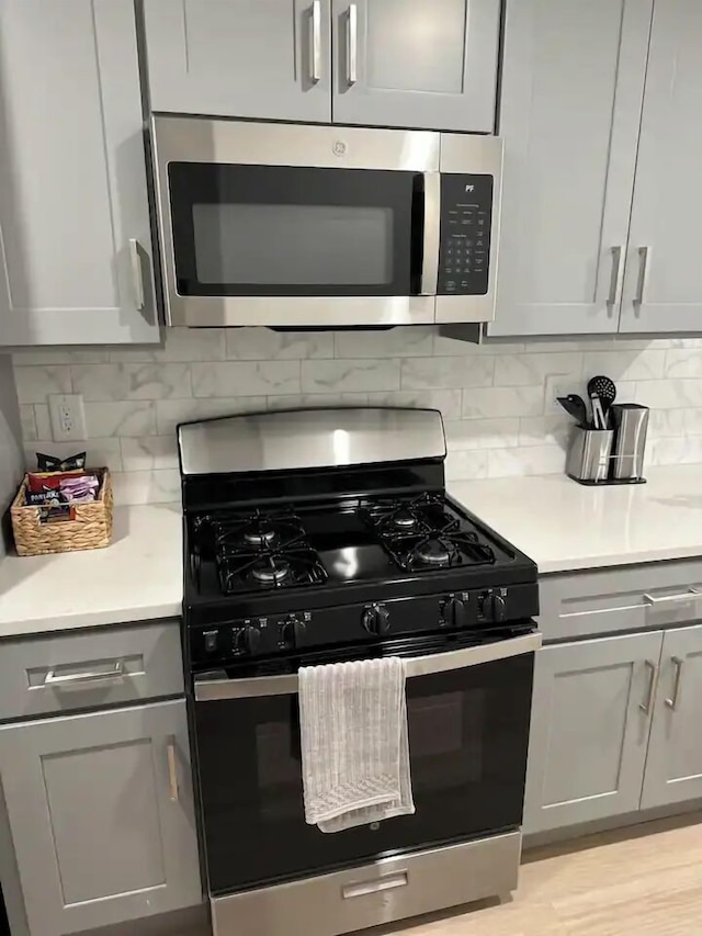 モダン 1BR 1BA アパートメント