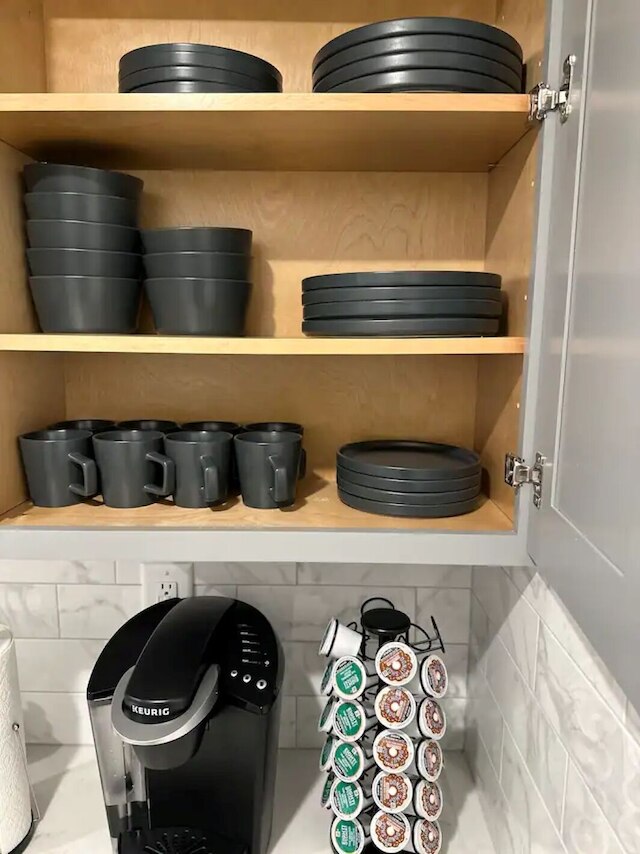 モダン 1BR 1BA アパートメント