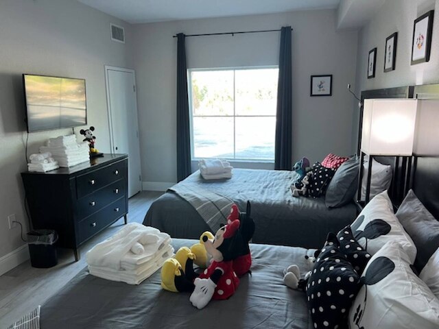 ディズニー エピック 1スト フロア シャトル