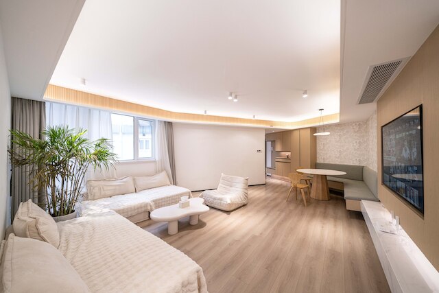 ZHome-Modern 3 bedrooms apartment