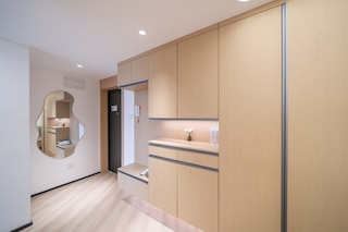 ZHome-Modern 3 bedrooms apartment