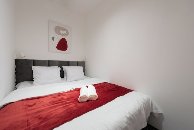 スタイリッシュ 3-ベッドルーム アパートメント ウィズ バルコニー