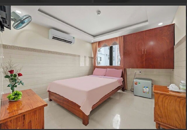 ベア ホテル & ホームステイ