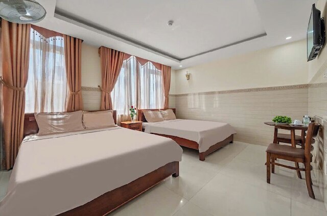 ベア ホテル & ホームステイ