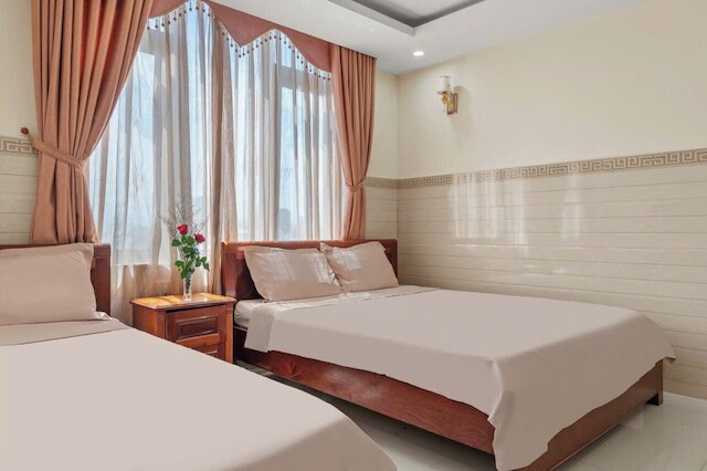 ベア ホテル & ホームステイ