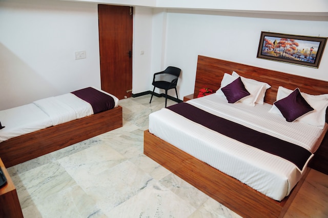 リッチ イン パレス ティーナガル