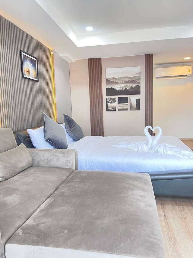 ニチャ アット アユタヤ