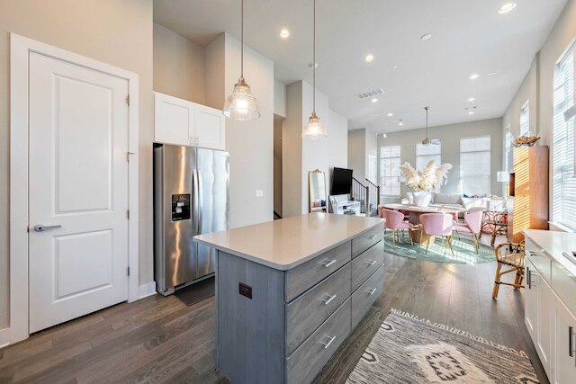 モダン ホーム, プライベート バルコニー, ニア レイニー & レディ バード レイク ハウス オブ Z