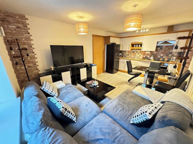 スペーシャス 2 ベッド フラット ネクスト トゥ ピカデリー ステーション