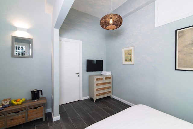 ラファエル シティ ネスト