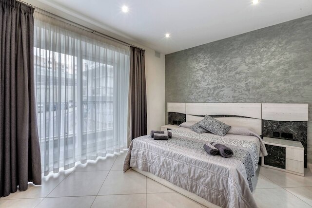 ラグジュアリー 3 ベッドルーム アパートメント イン グジラ ニアー スリーマ - セントジュリアンズ