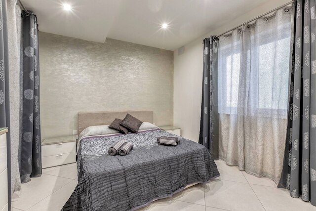 ラグジュアリー 3 ベッドルーム アパートメント イン グジラ ニアー スリーマ - セントジュリアンズ