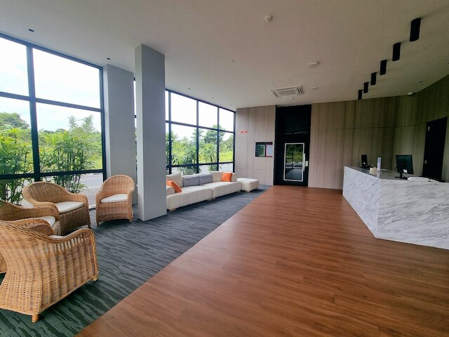 ロキシー ホテル マリハ