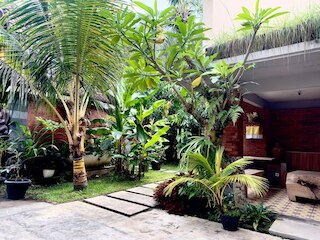 マンダラ ホームステイ