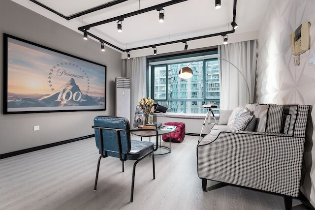 Shanghai Hills&Chuanyu Inn Near NECC 69-704