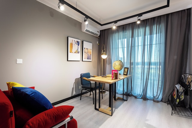 Shanghai Hills&Chuanyu Inn Near NECC 69-704