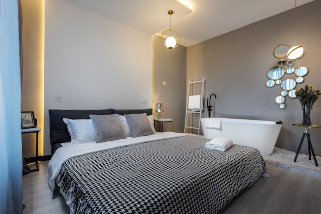 Shanghai Hills&Chuanyu Inn Near NECC 69-704