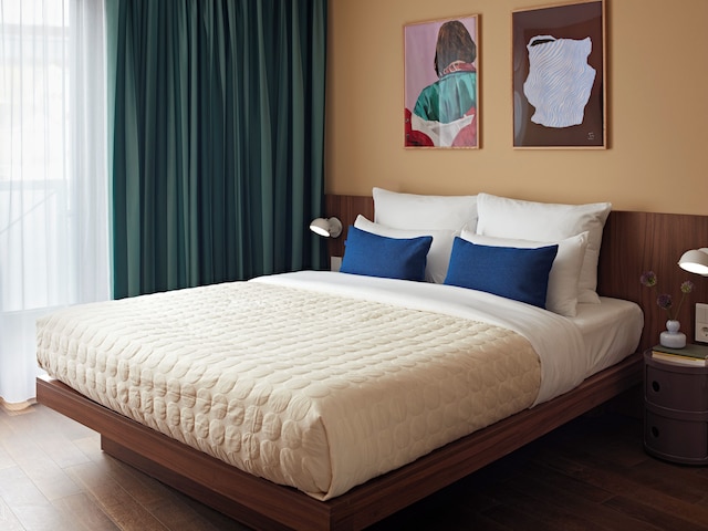 ヌマ シュトゥットガルト ローテビュールプラッツ