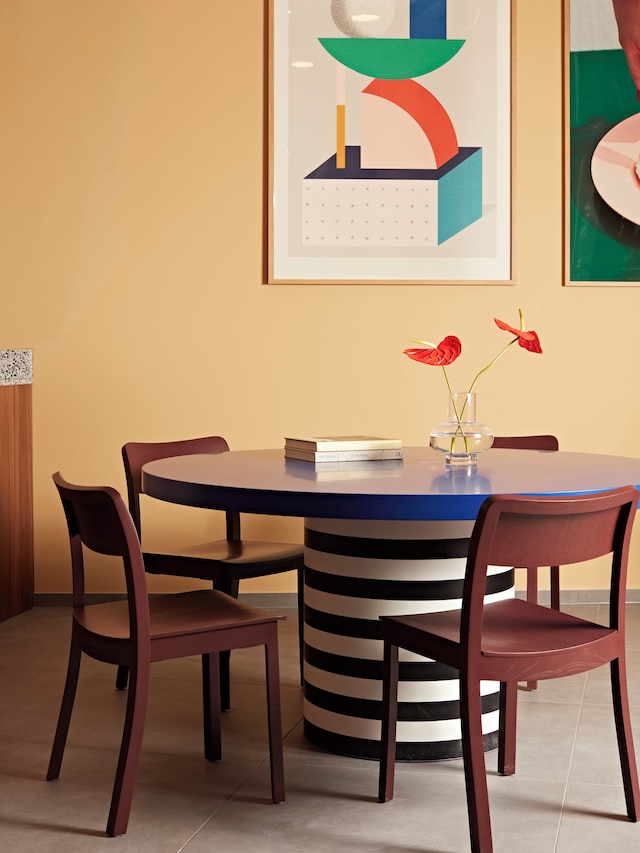 ヌマ シュトゥットガルト ローテビュールプラッツ