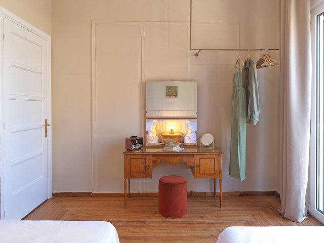 ニュー ジ アクロポリス ウィンドウ