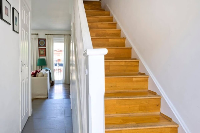 3 ベッドルーム アパートメント アールズ コート