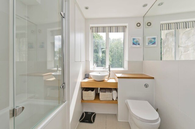 3 ベッドルーム アパートメント アールズ コート