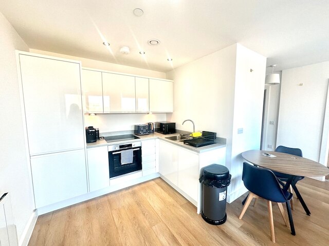 アップ トゥ 40 パーセント オフ オールド トラフォード モダン アパートメント