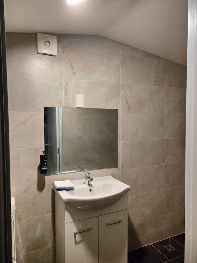 1 ダブル アンド 1 ソファベッド ガーデン シャレー B