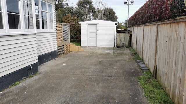 1 ダブル アンド 1 ソファベッド ガーデン シャレー B