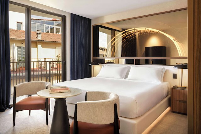 W フィレンツェ