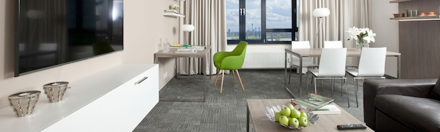 メッセ レジデンス