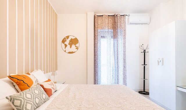 バリルームズ - スイート ステーション