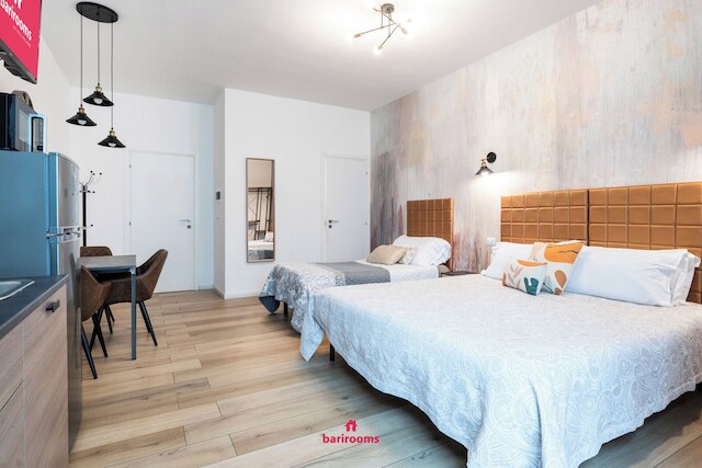 バリルームズ ピッカ 24