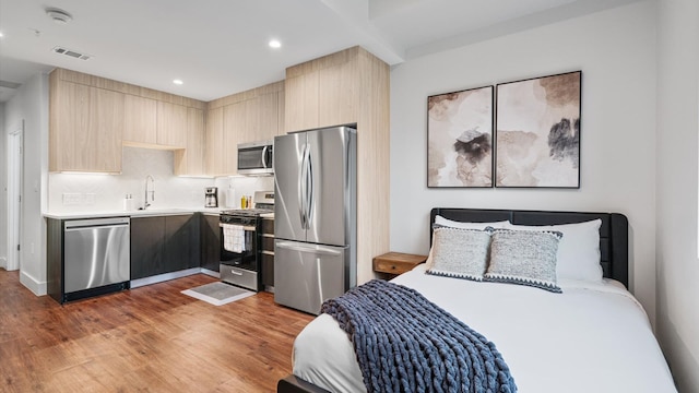 アップステイ ニューリー リノベーテッド モダン アパートメント ニア ソコ