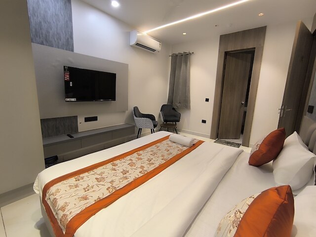 クオテル コンフォート ヴィアー パレス グリーン パーク