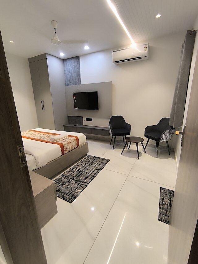 クオテル コンフォート ヴィアー パレス グリーン パーク