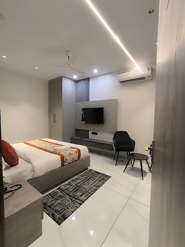 クオテル コンフォート ヴィアー パレス グリーン パーク