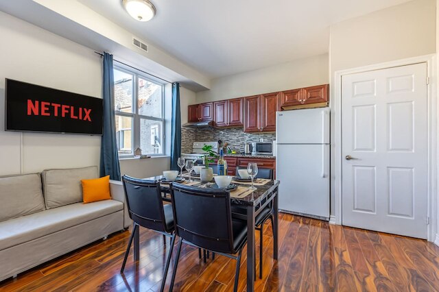 モダン 1ベッドルーム ゲッタウェイ ウォーク トゥ ナイアガラ フォールズ