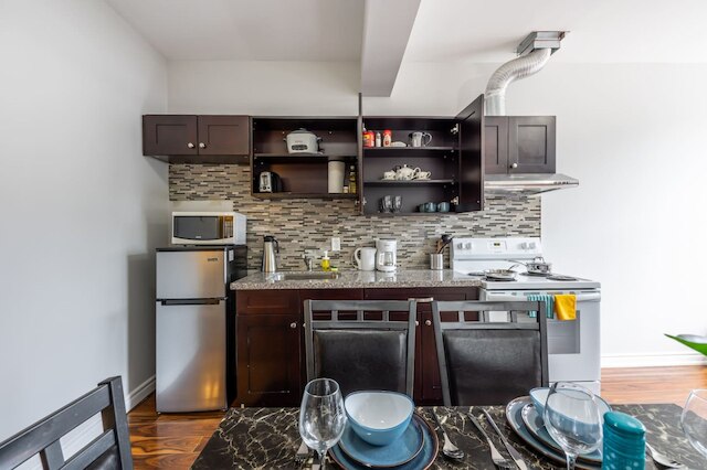 ピースフル 1ベッドルーム オアシス ニア ナイアガラ フォールズ アトラクションズ