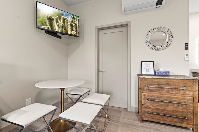 ニュー ムーンダンス プライベート スタジオ カセドラル ロック ハイキング