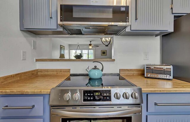 ニュー キャメルバック ハウス ウォーク トゥ オールド タウン