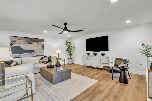 ニュー ザ ウェントワース ラックス リトリート プール スパ