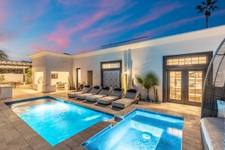 ザ カーサ デル ソル エクスペリエンス オールド タウン ヴィラ