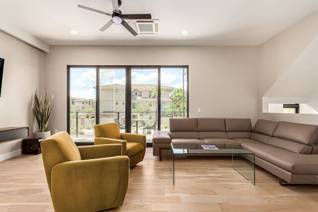 パパゴ ラックス タウンハウス 4レベル オアシス ウィズ ルーフトップ ラウンジ