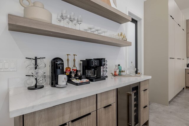 ザ カーライル エクスペリエンス 4 シャワーズ ヒーテッド プール