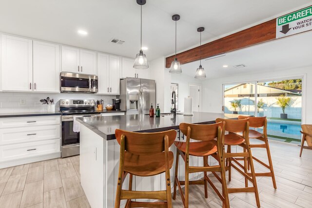 ザ メルローズ ASU プール ワークスペース ファイアピット