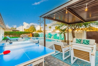 バケイ オン ヴィラ プール パッティング グリーン オールド タウン